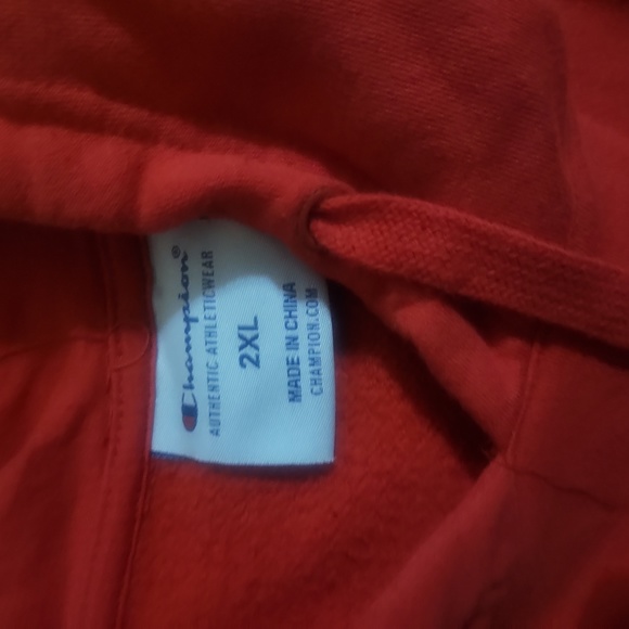 Champion 2XL sweatshirt - Picture 2 of 3